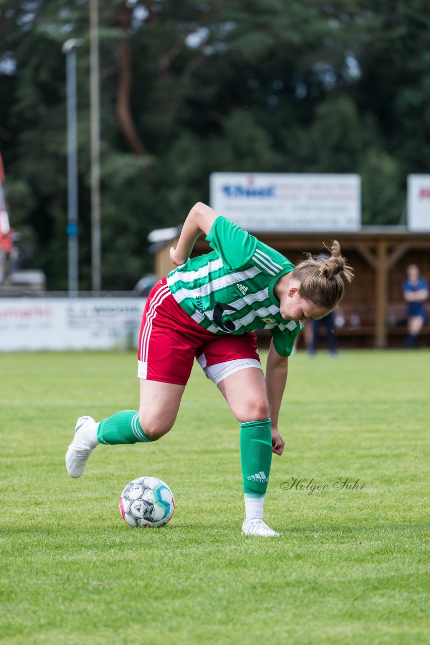 Bild 69 - F SV Boostedt - SV Fortuna St. Juergen : Ergebnis: 2:1